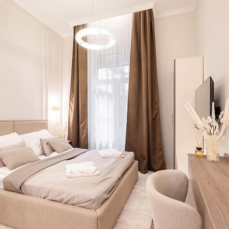 A20 - Boutique Apartment Best Location, By Bqa Βουδαπέστη Εξωτερικό φωτογραφία